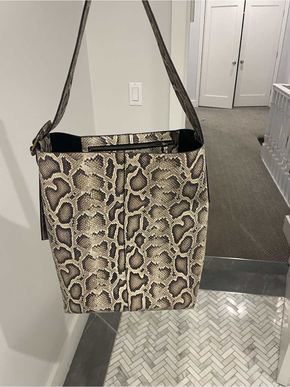 Banana Republic Oversized Vida bag